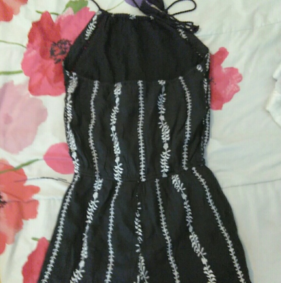 Forever 21 black romper dress size small - Picture 2 of 4